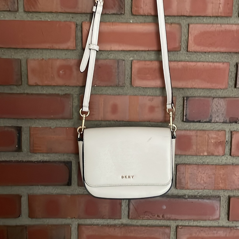 DKNY | Bryant MD Flap Crossbody added my own coach strap white eggshell - Picture 2 of 10